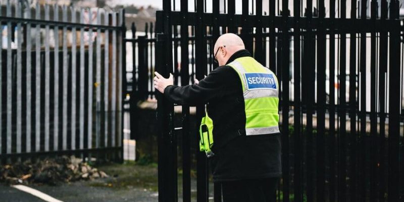 Local security guard RGM